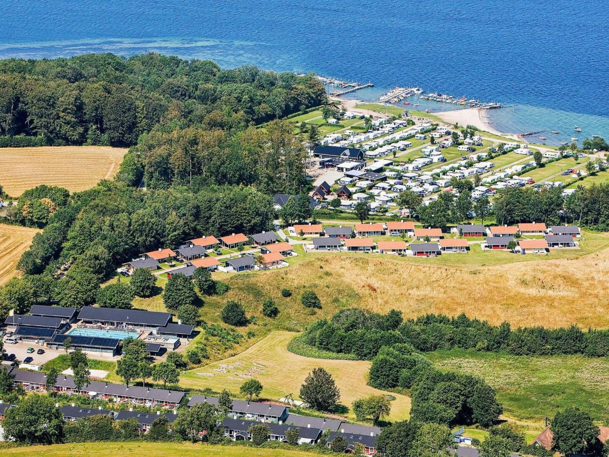 5 person holiday home on a holiday park in Aabenraa Buitenkant foto